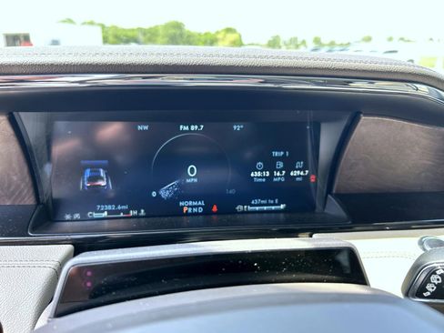 Used 2022 Lincoln Navigator L Reserve AWD/4WD image 14