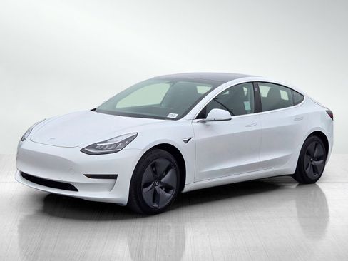 Used 2020 Tesla Model 3 Standard Range Plus RWD image 8