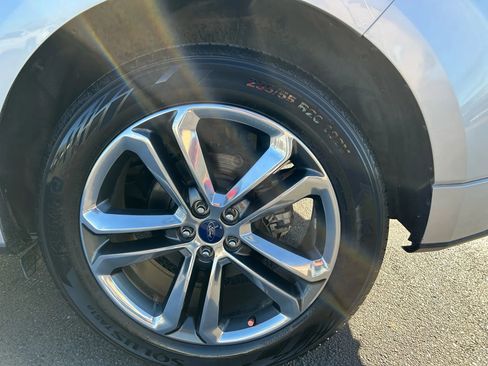 Used 2015 Ford Edge Sport image 42