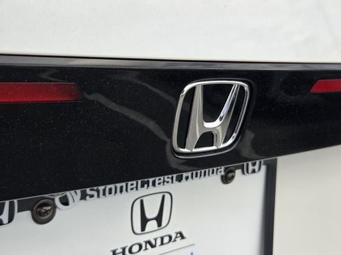 Certified 2025 Honda Accord SE image 32