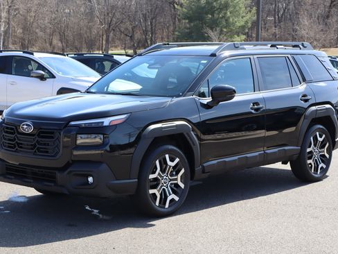 New 2026 Subaru Outback Touring XT image 2