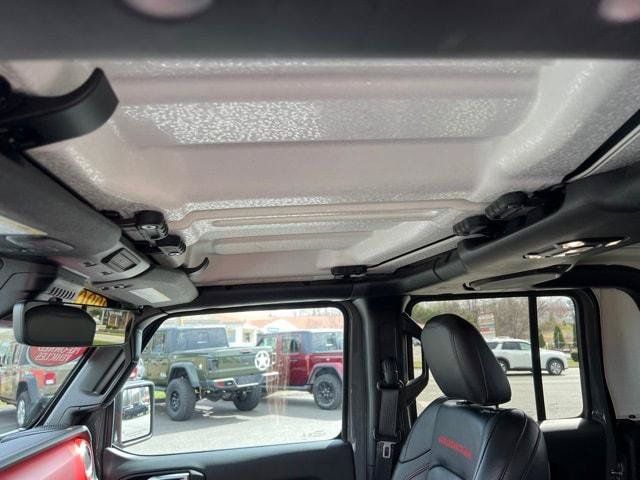 Certified 2020 Jeep Gladiator Rubicon AWD/4WD image 13
