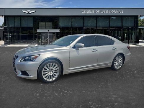 Used 2014 Lexus LS 460 w/ Comfort Package RWD image 1