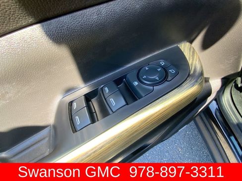 Certified 2019 GMC Acadia Denali w/ Technology Package AWD/4WD image 24