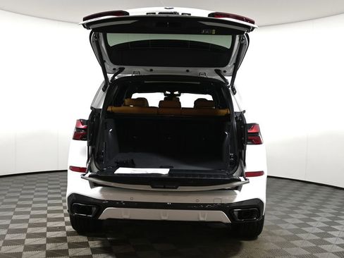 New 2026 BMW X5 xDrive40i w/ M Sport Package image 35
