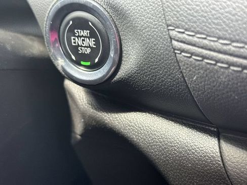 Used 2023 Buick Encore GX Select FWD image 17