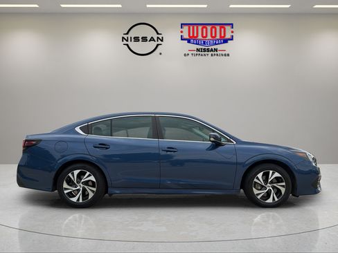 Used 2022 Subaru Legacy Premium AWD/4WD image 2