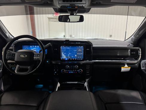 Used 2024 Ford F250 Lariat w/ FX4 Off-Road Package AWD/4WD image 19