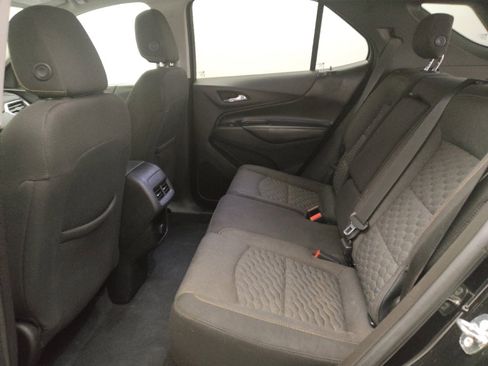 Used 2018 Chevrolet Equinox LT image 18