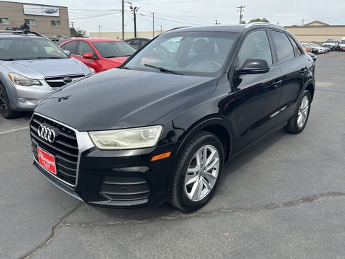 Used 2017 Audi Q3 2.0T Premium image 2