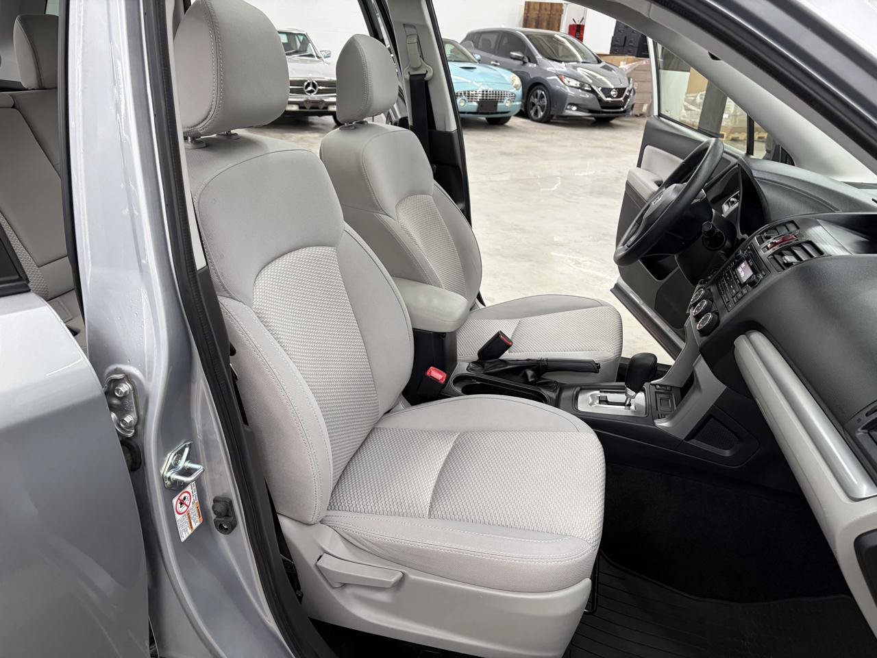 Used 2015 Subaru Forester 2.5i Premium w/ All-Weather Package AWD/4WD image 19