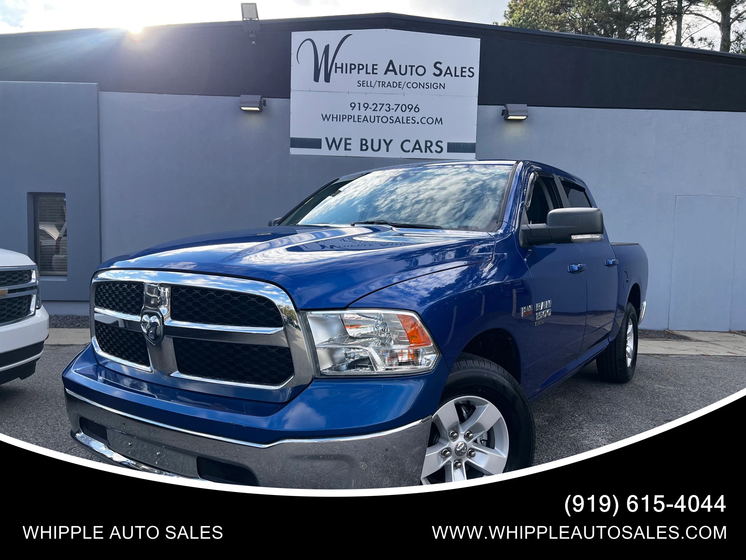 Used 2019 RAM 1500 Classic SLT w/ Luxury Group RWD image 1