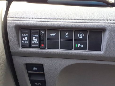 Used 2022 Honda Odyssey Touring image 30