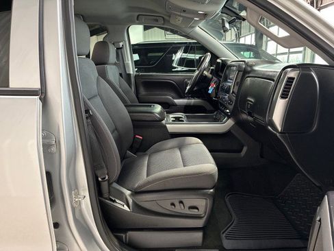 Used 2018 Chevrolet Silverado 1500 LT w/ Texas Edition image 12