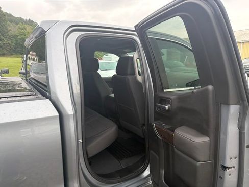 Used 2019 GMC Sierra 1500 SLE w/ SLE Value Package AWD/4WD image 41