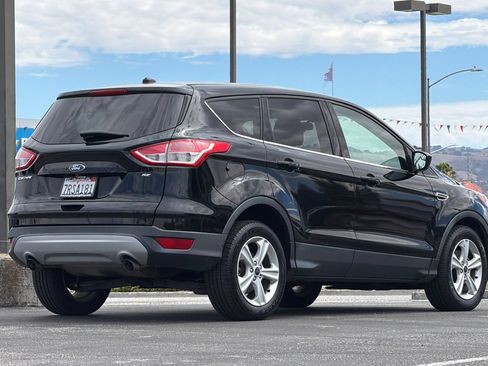 Used 2016 Ford Escape SE FWD image 5