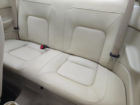 Used 2009 Volkswagen Beetle S FWD image 4