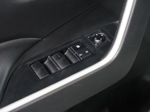 Certified 2022 Toyota RAV4 LE image 28