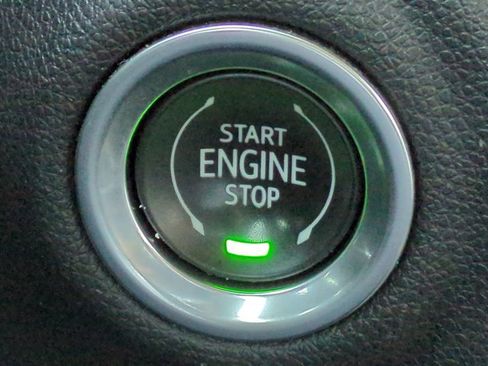 Used 2021 Chevrolet Silverado 1500 LT Trail Boss w/ Bed Protection Package image 27