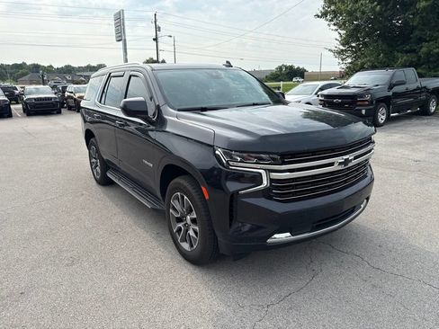 Used 2024 Chevrolet Tahoe LT AWD/4WD image 2