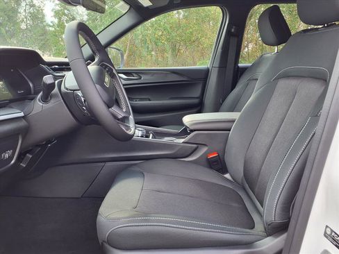 New 2025 Jeep Grand Cherokee Laredo X image 7