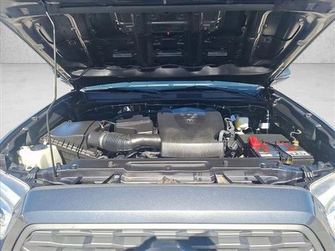 Certified 2020 Toyota Tacoma TRD Sport w/ Technology Package image 20