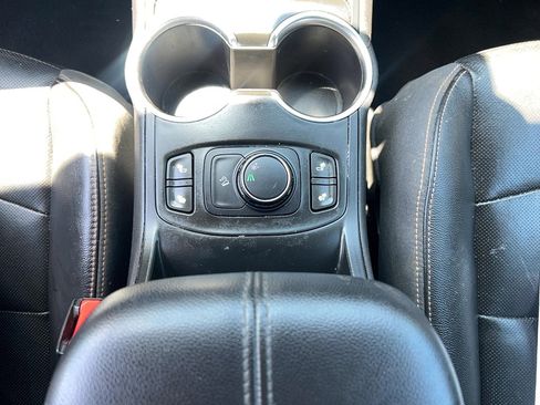 Used 2019 GMC Terrain SLT FWD image 20