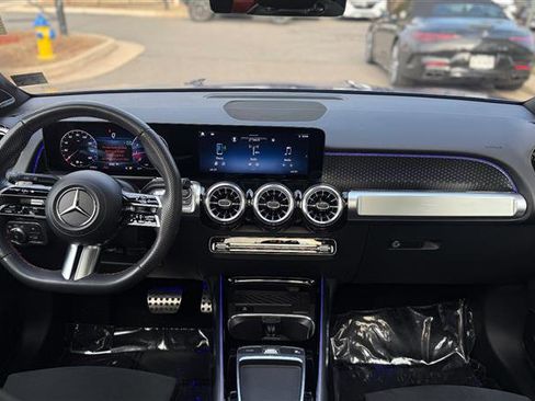 Used 2024 Mercedes-Benz GLB 250 GLB 250 image 26