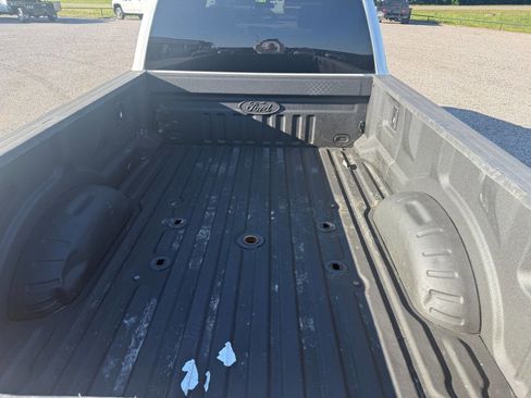 Used 2022 Ford F250 XL w/ Power Equipment Group image 7