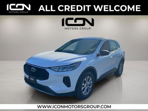 Used 2023 Ford Escape Active image 1