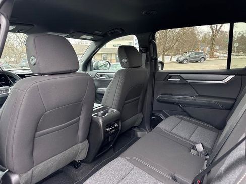 Used 2026 GMC Acadia Elevation w/ Black Edition FWD image 18