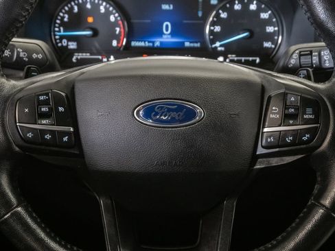 Used 2020 Ford Explorer XLT w/ Comfort Package AWD/4WD image 15
