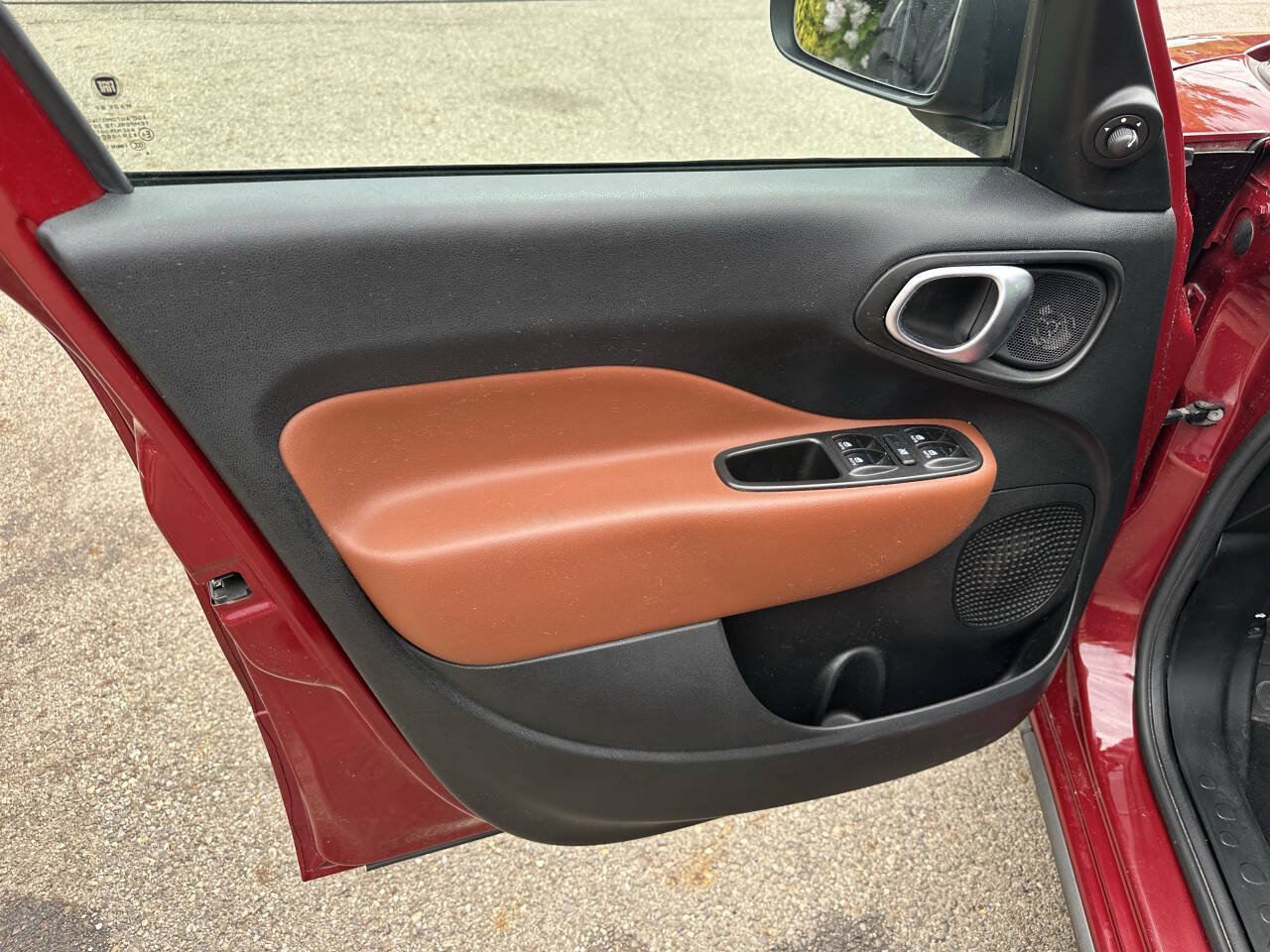 Used 2015 FIAT 500L Trekking FWD image 18