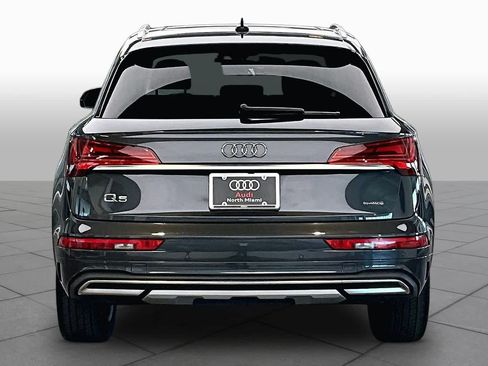 Used 2023 Audi Q5 2.0T Premium w/ Convenience Package AWD/4WD image 5