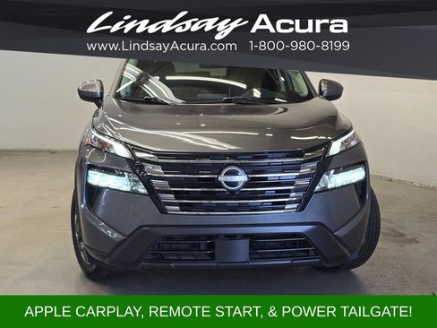 Used 2025 Nissan Rogue SV AWD/4WD image 2