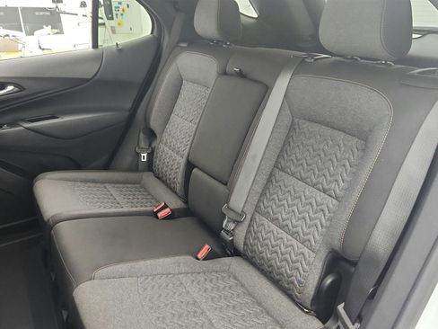 Used 2024 Chevrolet Equinox LT image 33