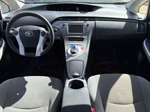 Used 2013 Toyota Prius Two FWD image 15