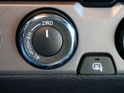 Used 2023 Toyota Tacoma TRD Off-Road image 28