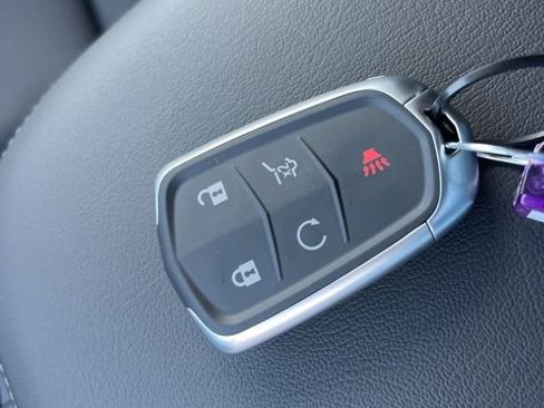 New 2025 Cadillac XT5 Luxury w/ LPO, Floor Liner Package image 38