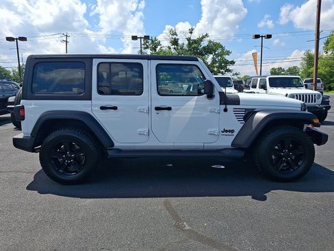 Used 2021 Jeep Wrangler Unlimited Sport AWD/4WD image 7