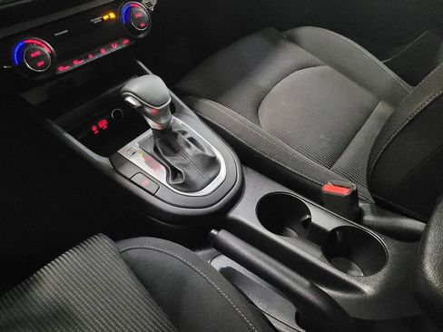 Used 2019 Kia Forte LXS FWD image 26