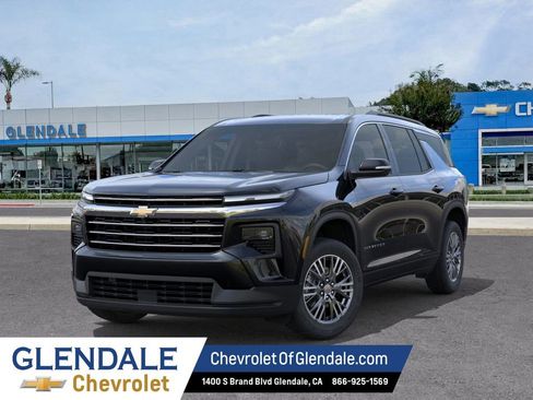 New 2026 Chevrolet Traverse LT w/ Driver Confidence Package FWD image 6