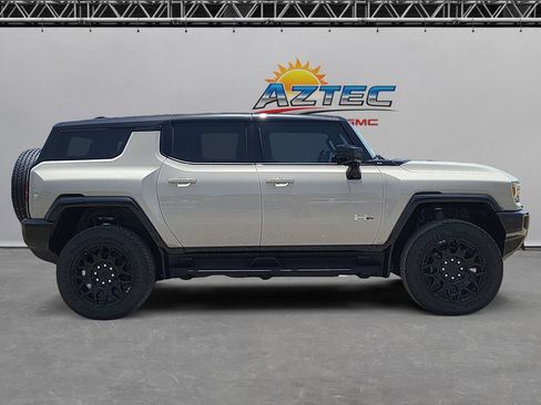 New 2026 GMC Hummer EV SUV AWD/4WD image 4