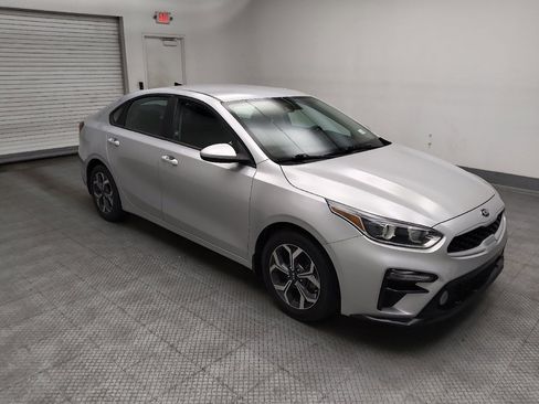 Used 2021 Kia Forte LXS FWD image 11