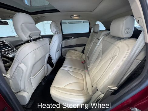 Used 2016 Lincoln MKX Reserve w/ Technology Package FWD image 21