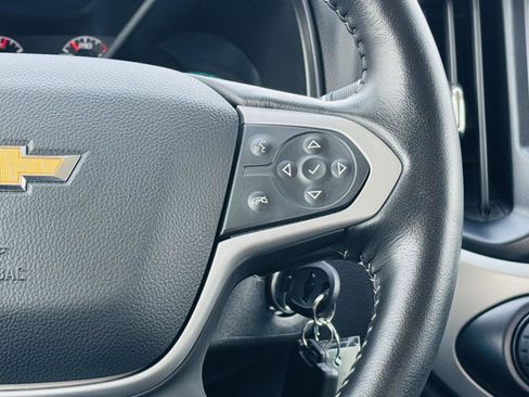 Used 2021 Chevrolet Colorado LT w/ LT Convenience Package image 16