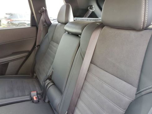 Used 2025 Mitsubishi Outlander SE FWD image 13