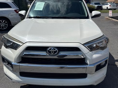 Used 2018 Toyota 4Runner Limited RWD image 3