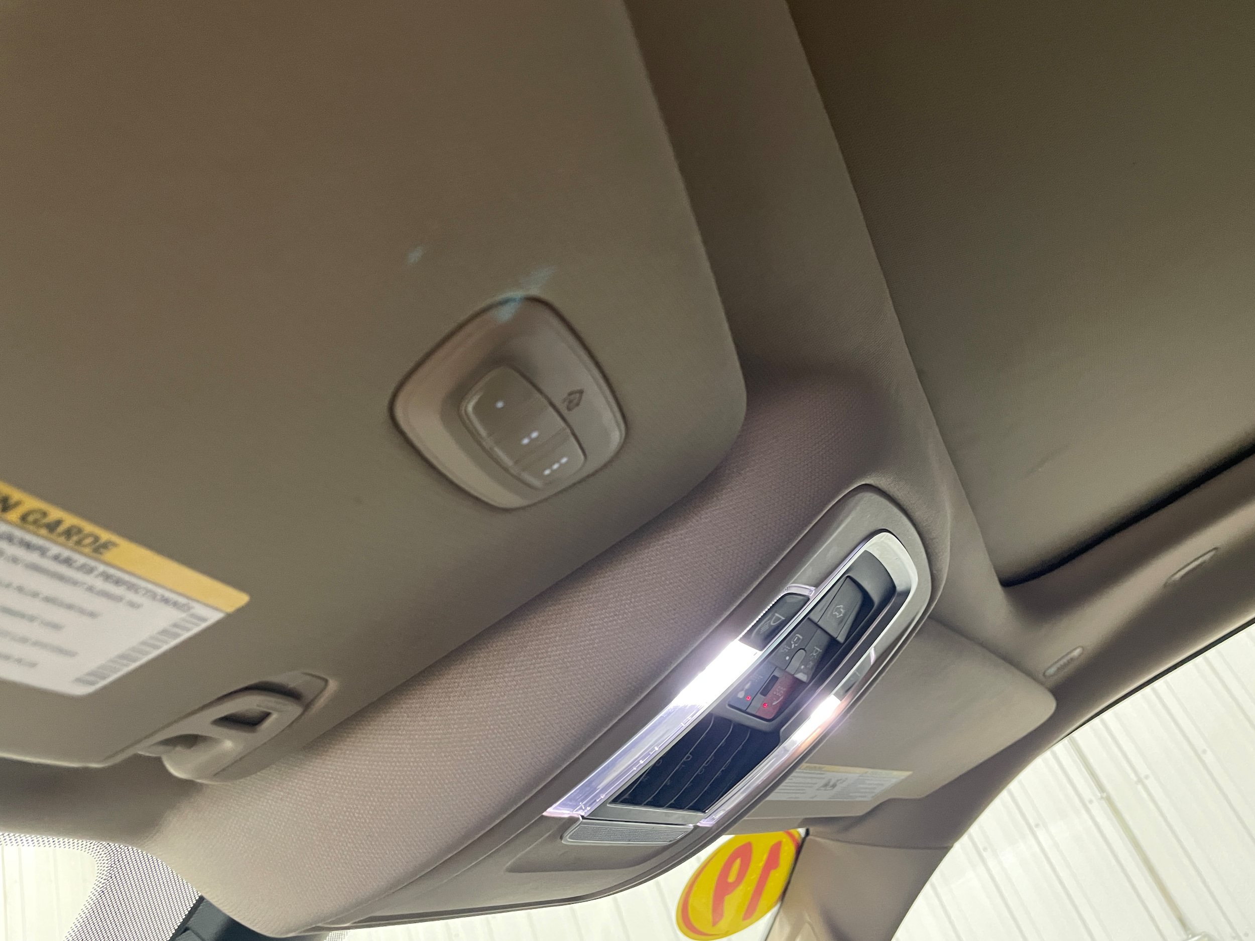 Used 2019 RAM 1500 Laramie AWD/4WD image 23