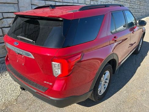 Used 2023 Ford Explorer XLT w/ Equipment Group 202A AWD/4WD image 5